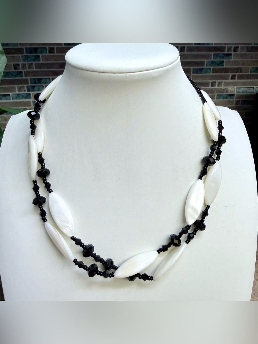Classically beautiful white Mother of Pearl & black crystal monochrome necklace